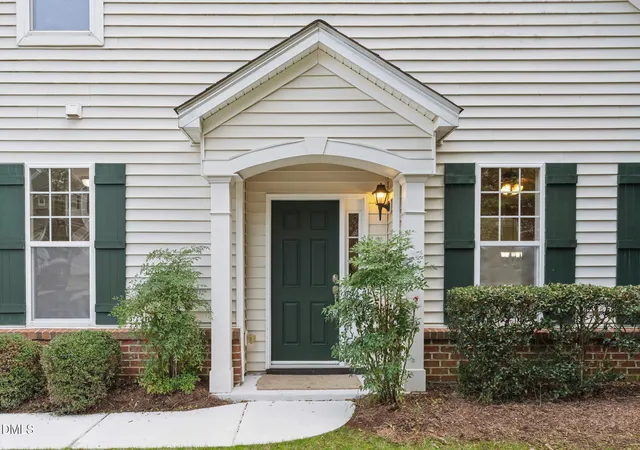 Photo 3 of Sale Pending at 613 Abbey Hall Way, Cary, NC 27513 | MLS# 10150399 | Listing updated on 2026-09-18