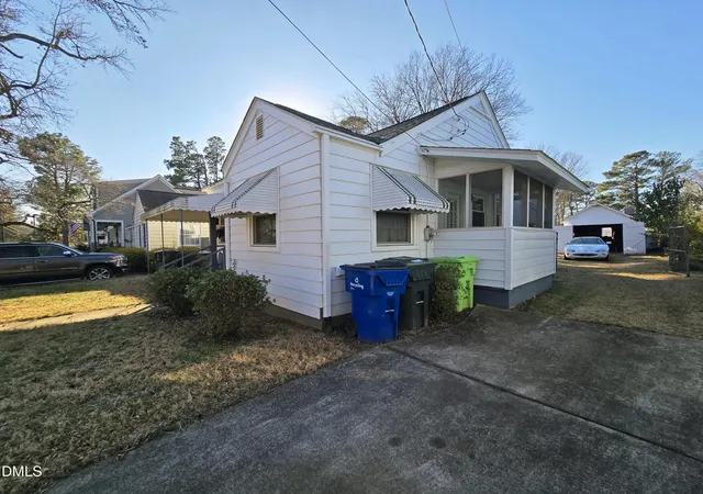 4th image of 404 Bickett Blvd, Raleigh, NC 27608 | MLS# 10149698