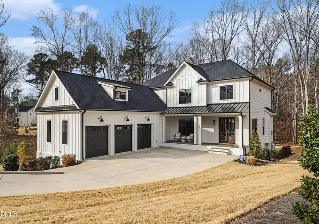 Photo 3 of Single family home for sale at 5200 Milner Dr, Raleigh, NC 27606 | MLS# 10150196 | Listing updated on 2026-08-30