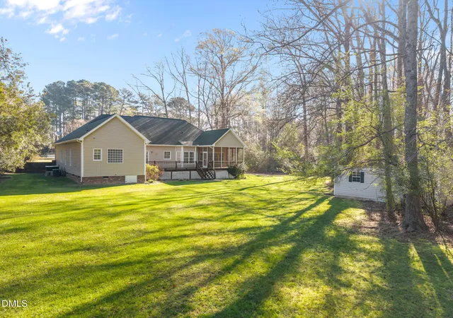 Photo 4 of Single family home for sale at 4036 Stone Summit Ln, Raleigh, NC 27603 | MLS# 10163997 | Listing updated on 2026-09-30