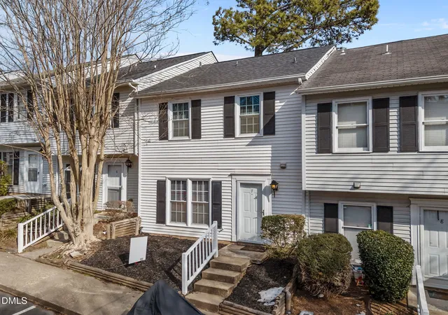 2nd image of 7 Durbin Pl, Durham, NC 27705 | MLS# 10149480