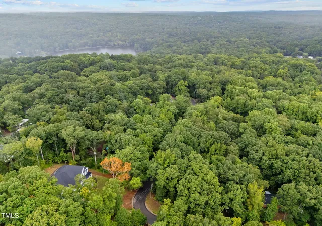 Photo 3 of Single family home for sale at 106 Markham Dr, Chapel Hill, NC 27514 | MLS# 10149491 | Listing updated on 2026-07-18
