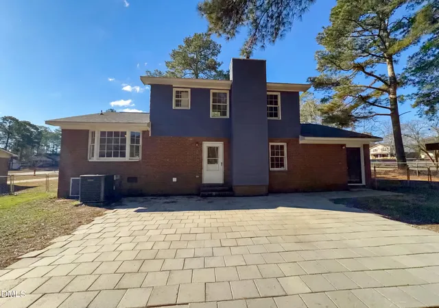 Photo 4 of Single family home for sale at 7594 Beverly Dr, Fayetteville, NC 28314 | MLS# 10149547 | Listing updated on 2026-09-24