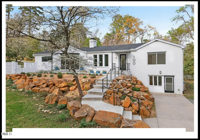 Photo 3 of Single family home for sale at 100 Eastwood Lake Rd, Chapel Hill, NC 27514 | MLS# 10155991 | Listing updated on 2026-08-19
