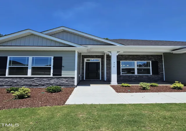 Photo 3 of Single family home for sale at 47 Cooper Branch Ct, Fuquay Varina, NC 27526 | MLS# 10154582 | Listing updated on 2026-09-15