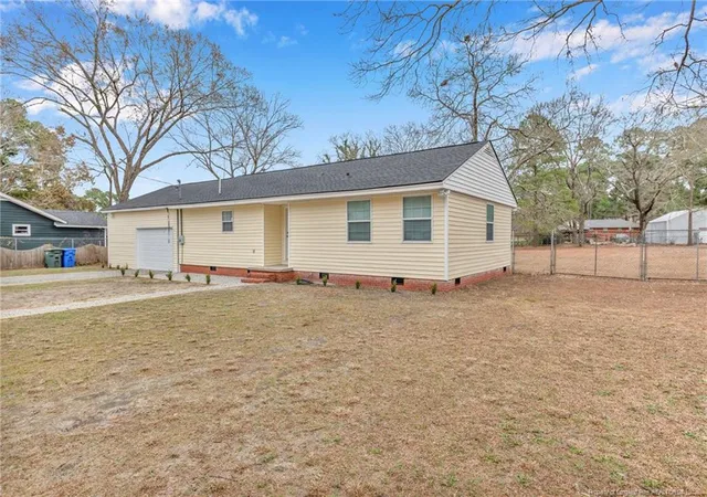 2nd image of 144 Bremer St, Fayetteville, NC 28303 | MLS# 758278