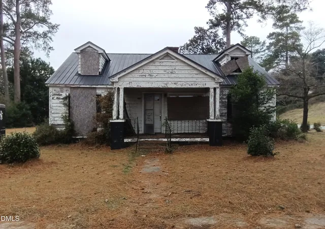 1st image of 112 N Secrest St, Kinston, NC 28501 | MLS# 10149977