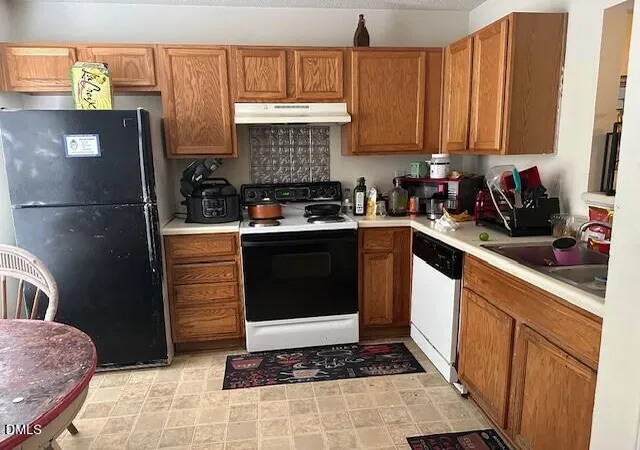 Photo 3 of Townhouse for sale at 4801 Tanglewood Oaks St, Raleigh, NC 27610 | MLS# 10151044 | Listing updated on 2026-09-08