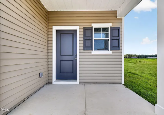 Photo 3 of Single family home for sale at 104 Hayes Dr, Pikeville, NC 27863 | MLS# 10151433 | Listing updated on 2026-09-20