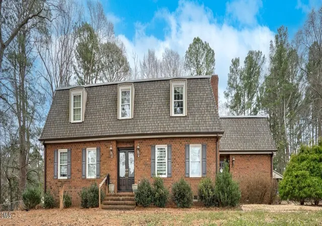 2nd image of 803 E Beechtree Dr, Nashville, NC 27856 | MLS# 10150582