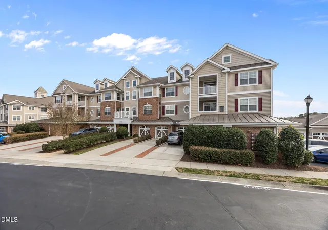 35th image of 10511 Rosegate Ct #004, Raleigh, NC 27617 | MLS# 10150737