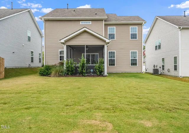 Photo 4 of Single family home for sale at 167 Creekhaven Dr, Angier, NC 27501 | MLS# 10150564 | Listing updated on 2026-07-18