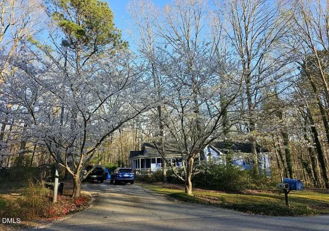 Photo 3 of Single family home for sale at 115 Felicia Ct, Clayton, NC 27520 | MLS# 10151227 | Listing updated on 2026-09-30