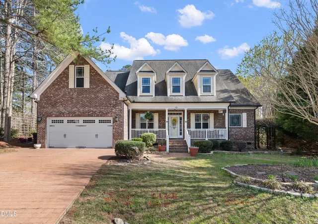 Photo 2 of Single family home for sale at 89 New Castle Ct, Clayton, NC 27520 | MLS# 10153005 | Listing updated on 2026-09-16