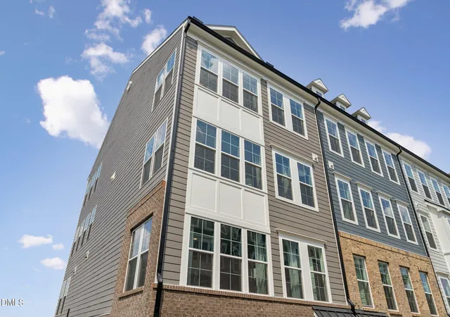 3rd image of 418 Gaston Park Ln #200, Wake Forest, NC 27587 | MLS# 10165656