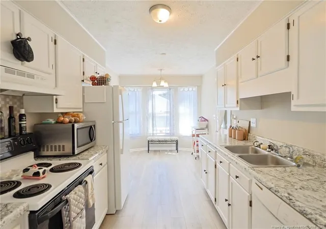 Photo 4 of Single family home for sale at 7001 Maracay Ct, Fayetteville, NC 28314 | MLS# 758457 | Listing updated on 2026-09-20