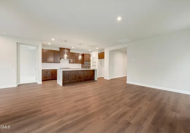 Photo 4 of Single family home for sale at 140 Sunny Gln Ct, Fuquay Varina, NC 27526 | MLS# 10151189 | Listing updated on 2026-08-04