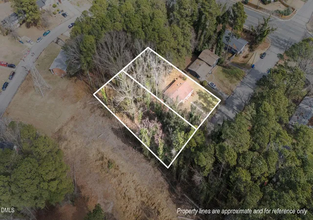 Photo 2 of Single Family Residence at 906 W Maynard Ave, Durham, NC 27704 | MLS# 10151193 | | Sold on 2026-05-22