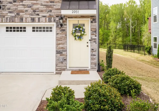Homes for sale in Apex, NC | 2051 Eva Pearl Dr, Apex, NC 27502 | MLS# 10158446
