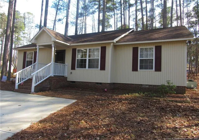 Homes for sale in Sanford, NC | 1429 Alabama Ave, Sanford, NC 27332 | MLS# 758515