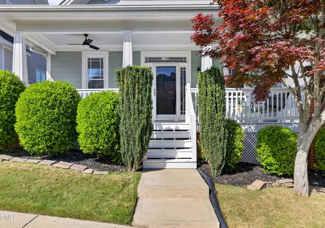 Photo 2 of Single Family Residence at 105 Garden Side Way, Apex, NC 27502 | MLS# 10158932 | | Sold on 2026-05-19