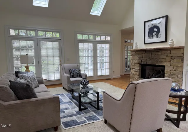 3rd image of 82101 Ehringhaus, Chapel Hill, NC 27517 | MLS# 10160005
