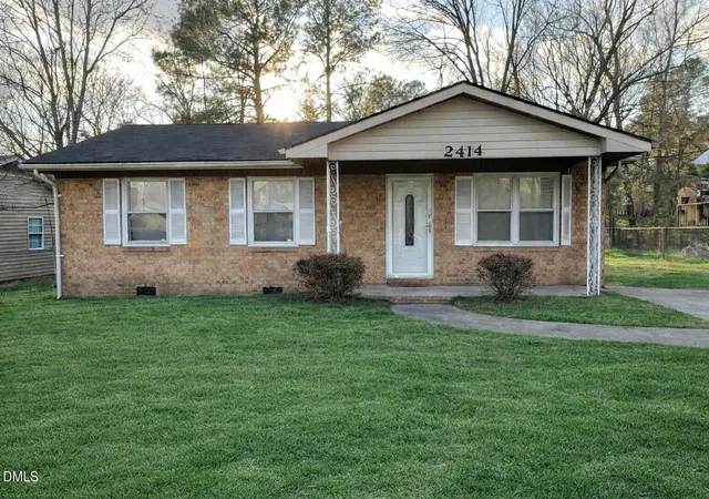 Photo 1 of Single family home for sale at 2414 Lincoln St, Durham, NC 27707 | MLS# 10179713 | Listing updated on 2026-09-17