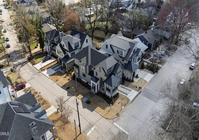 Homes for sale in Raleigh, NC | 1614 Carson St, Raleigh, NC 27608 | MLS# 10151363