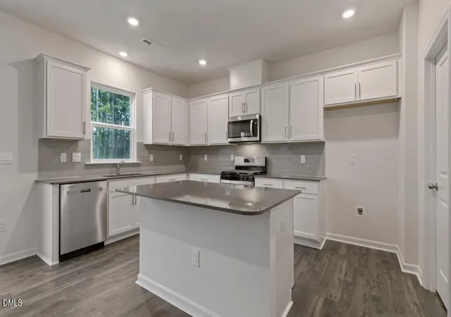 3rd image of 104 Pond Hawk Path, Hillsborough, NC 27278 | MLS# 10151386