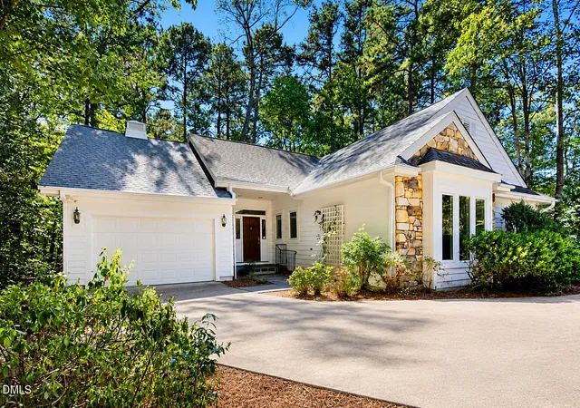 Photo 1 of Sale Pending at 3 Peaceful Pl, Chapel Hill, NC 27517 | MLS# 10162207 | Listing updated on 2026-08-03