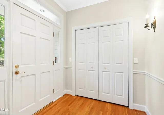 Photo 3 of Sale Pending at 3 Peaceful Pl, Chapel Hill, NC 27517 | MLS# 10162207 | Listing updated on 2026-08-03