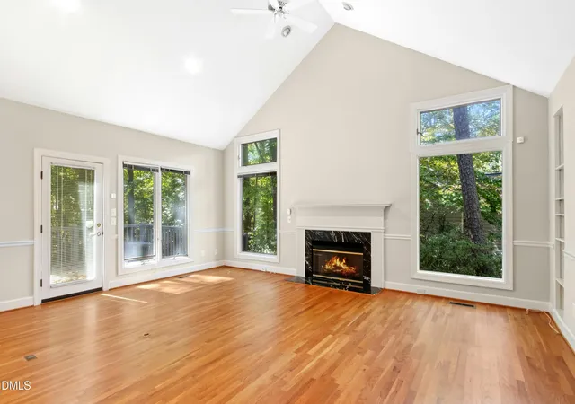 Photo 3 of Sale Pending at 3 Peaceful Pl, Chapel Hill, NC 27517 | MLS# 10162207 | Listing updated on 2026-08-03