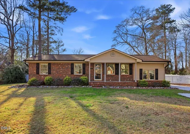 1st image of 133 Crescent St, Pine Level, NC 27568 | MLS# 10151762