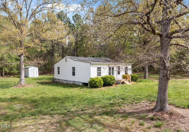 Homes for sale in Mebane, NC | 4919 Mt Willing Rd, Mebane, NC 27302 | MLS# 10153710