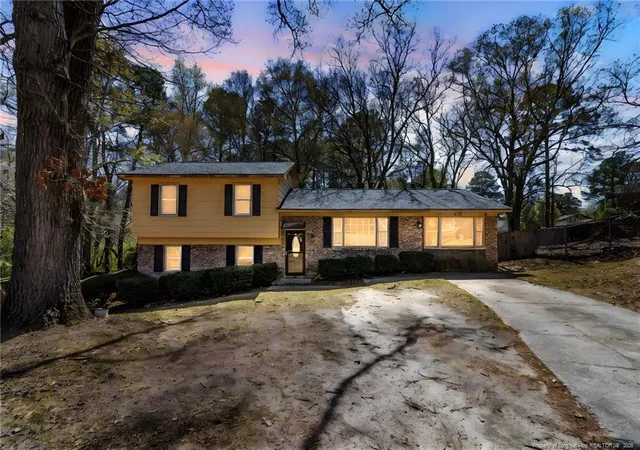 1st image of 554 Glen Canyon Dr, Fayetteville, NC 28303 | MLS# 758451
