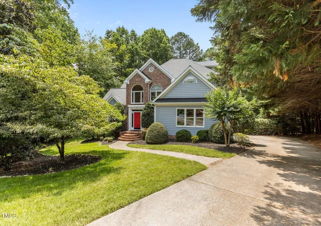 Photo 2 of Single Family Residence at 215 Collinson Dr, Chapel Hill, NC 27514 | MLS# 10151703 | | Sold on 2026-05-19