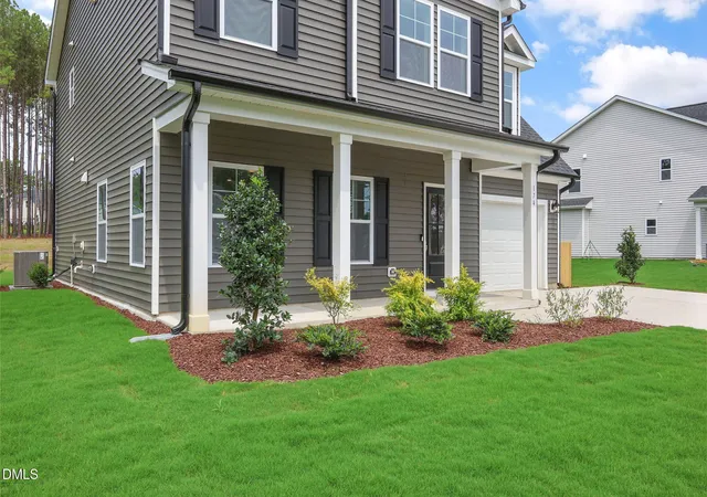 Photo 4 of Sale Pending at 174 Eagle Rock Dr, Lillington, NC 27546 | MLS# 10151680 | Listing updated on 2026-09-29
