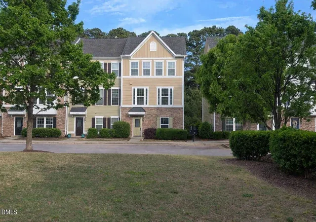 1st image of 1007 Tender Dr, Apex, NC 27502 | MLS# 10151936