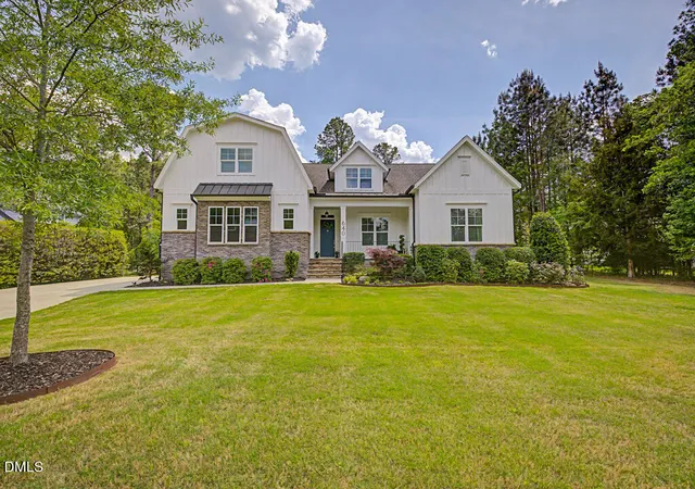 Photo 1 of Single Family Residence at 640 Cabin Crk, Pittsboro, NC 27312 | MLS# 10152517 | | Sold on 2026-06-30