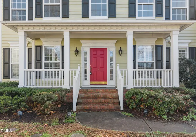 Photo 2 of Single family home for sale at 7 Bobcat Ct, Durham, NC 27713 | MLS# 10152634 | Listing updated on 2026-07-18