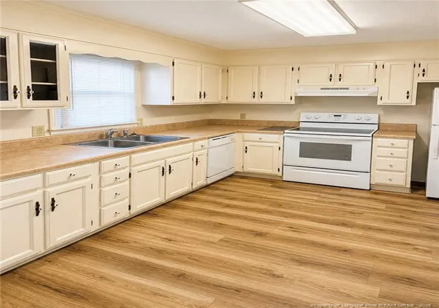 Photo 5 of Townhouse for sale at 3510 Fayetteville Rd, Lumberton, NC 28358 | MLS# 758606 | Listing updated on 2026-08-04