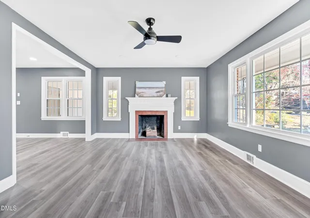 Photo 3 of Single Family Residence at 1249 Oakridge Ave, Henderson, NC 27536 | MLS# 10151845 | | Sold on 2026-06-18