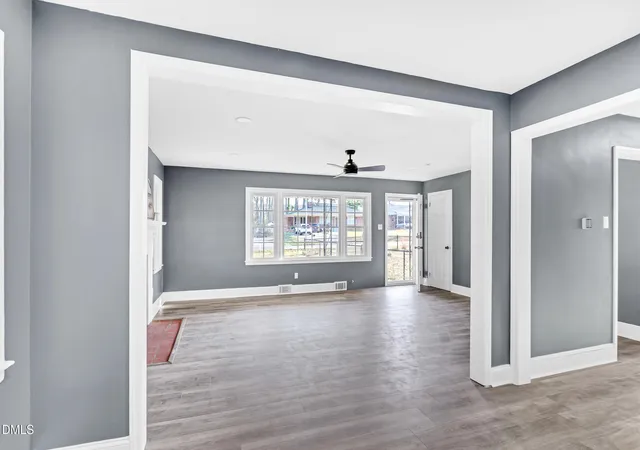 Photo 4 of Single Family Residence at 1249 Oakridge Ave, Henderson, NC 27536 | MLS# 10151845 | | Sold on 2026-06-18