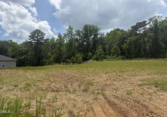 Photo 2 of Single family home for sale at 192 Kipling Crk Dr, Fuquay Varina, NC 27526 | MLS# 10169516 | Listing updated on 2026-09-02