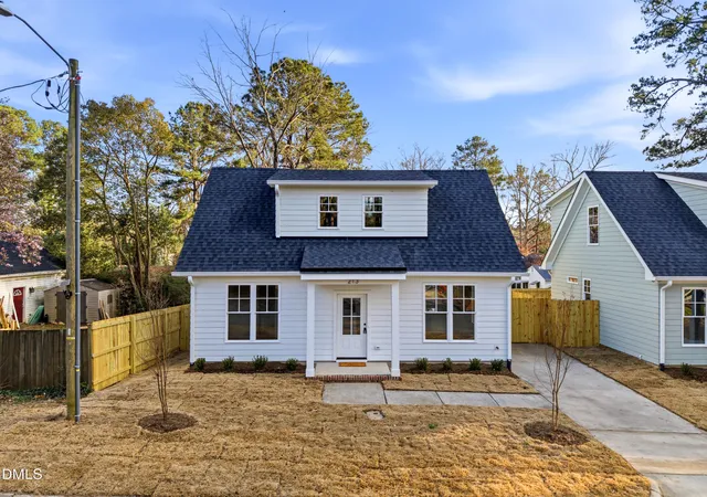 2nd image of 213 Gresham Ave, Durham, NC 27704 | MLS# 10152315