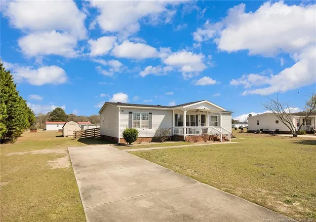 Photo 3 of Manufactured home for sale at 4913 Sand Mine Rd, Stedman, NC 28391 | MLS# 758659 | Listing updated on 2026-09-08