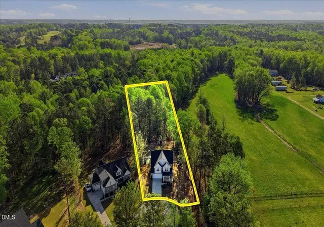 4th image of 403 W Odell Ln, Zebulon, NC 27597 | MLS# 10152162
