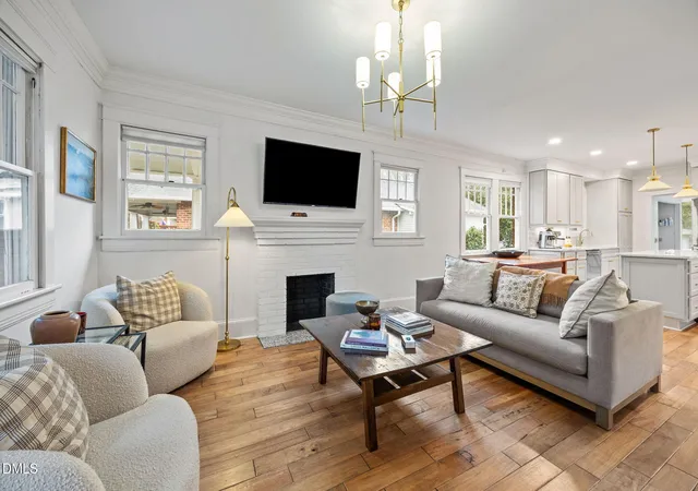 3rd image of 1223 Courtland Dr, Raleigh, NC 27604 | MLS# 10152487