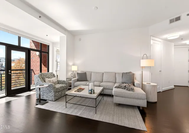 Listing Photo 5 - Condo for sale in building located at 618 N Boylan Ave, Raleigh, NC 27603 - Unit #506