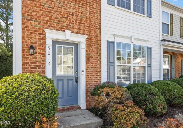 Photo 3 of Sale Pending at 5012 Brooke Lauren Ln, Raleigh, NC 27616 | MLS# 10152669 | Listing updated on 2026-08-01